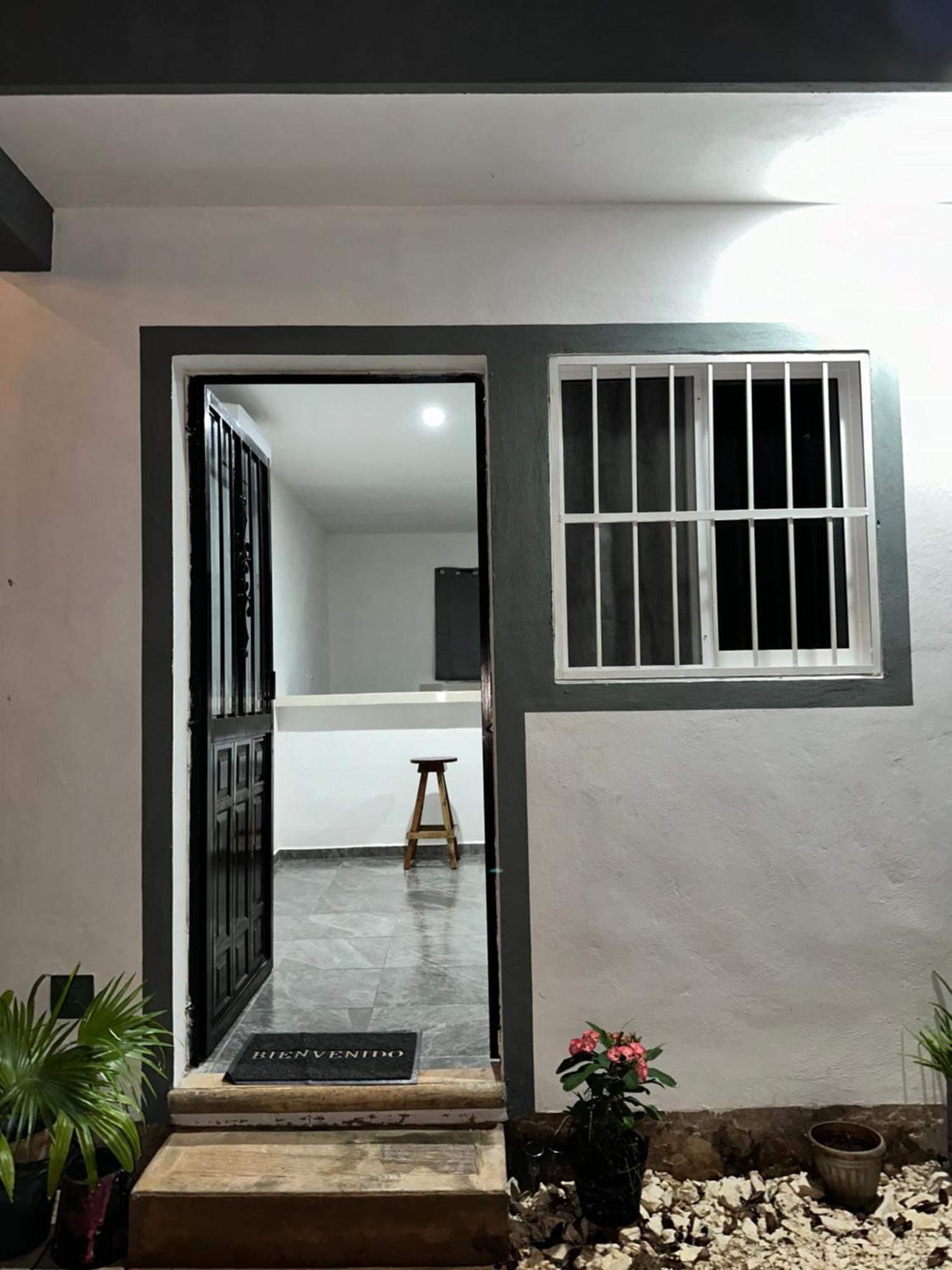 Departamento 48 Street Apartment Valladolid  Exterior photo